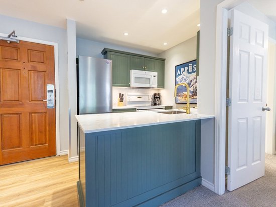 Whistler 2 Bedroom Accommodation - Aspens - #4612