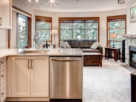 Whistler 2 Bedroom Accommodation - Aspens - #4613