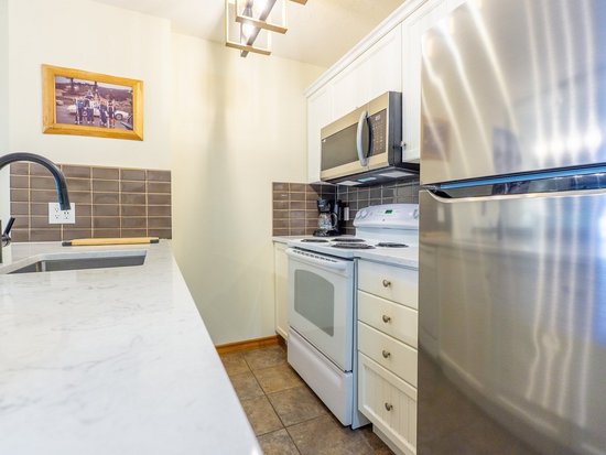 Whistler 1 Bedroom Accommodation - Aspens - #4614