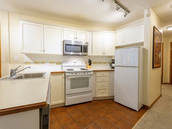 Whistler 2 Bedroom Accommodation - Aspens - #4617