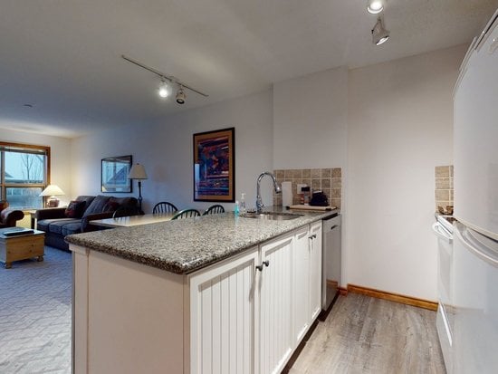 Whistler 2 Bedroom Accommodation - Aspens - #4624