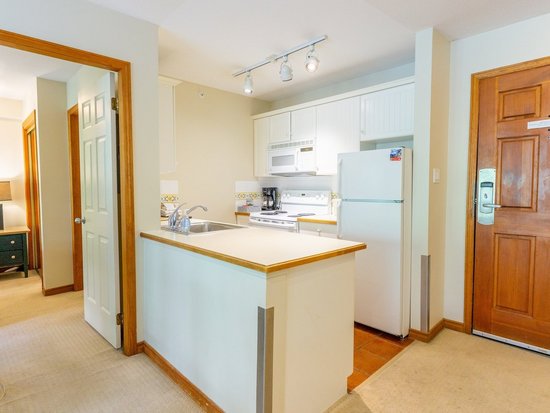 Whistler 2 Bedroom Accommodation - Aspens - #4629