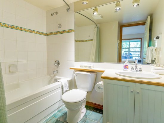 Whistler 2 Bedroom Accommodation - Aspens - #4629