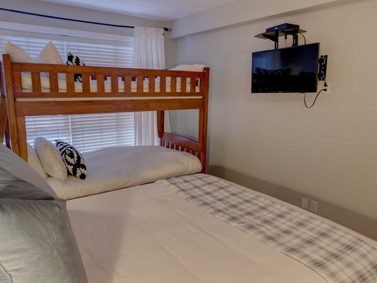 Whistler 2 Bedroom Accommodation - Aspens - #4630