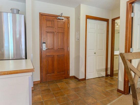 Whistler 2 Bedroom Accommodation - Aspens - #4631