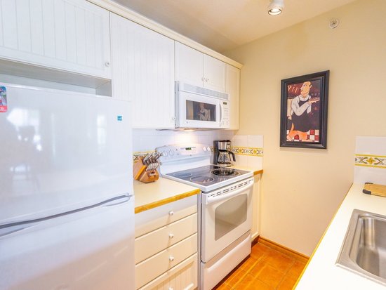 Whistler 2 Bedroom Accommodation - Aspens - #4633