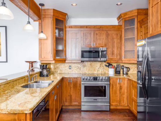 Big White 4 Bedroom Accommodation - Rock Ridge - #4639