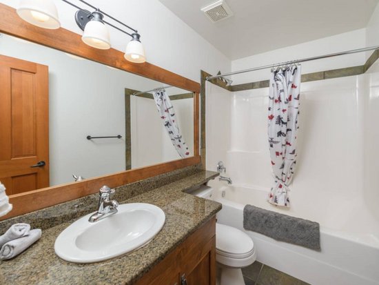 Big White 4 Bedroom Accommodation - Rock Ridge - #4639