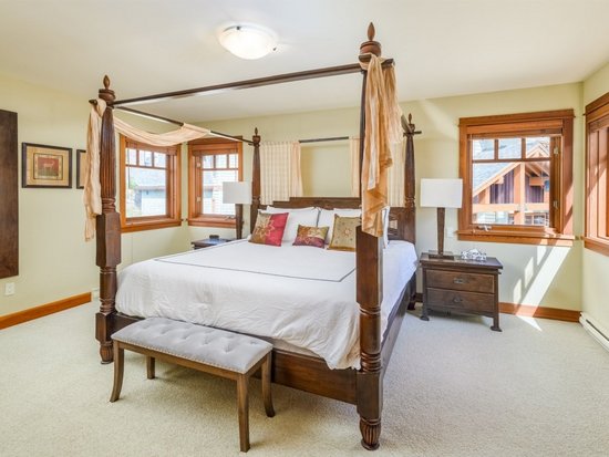 Big White 4 Bedroom Accommodation - Rock Ridge - #4639