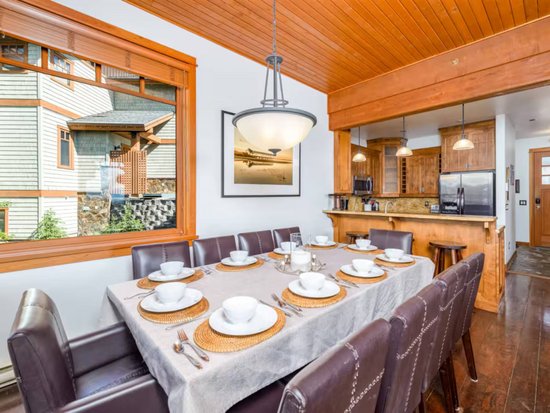 Big White 4 Bedroom Accommodation - Rock Ridge - #4639