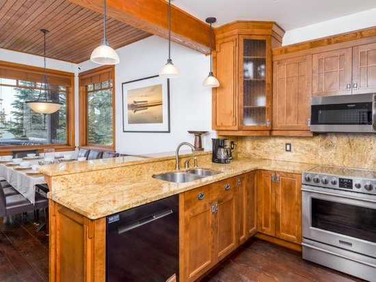 Big White 4 Bedroom Accommodation - Rock Ridge - #4639