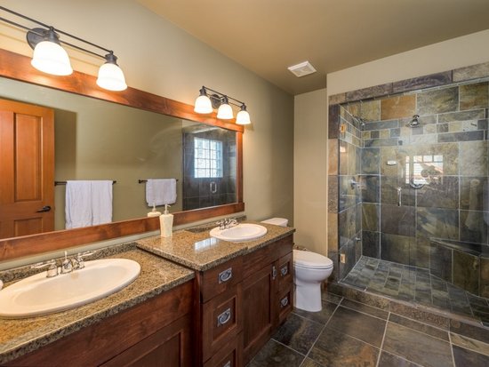 Big White 4 Bedroom Accommodation - Rock Ridge - #4639