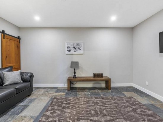 Big White 4 Bedroom Accommodation - Chalet Monashee - #4652