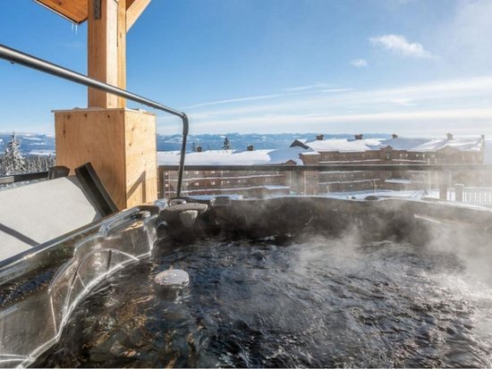 Big White 4 Bedroom Accommodation - Chalet Monashee - #4652