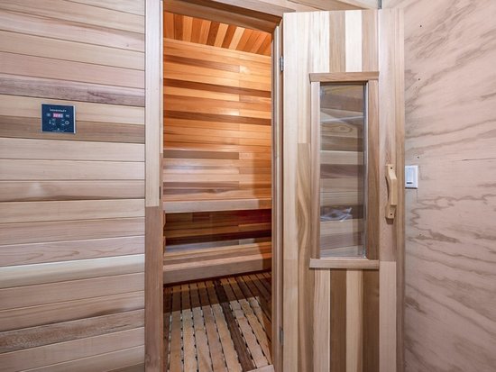 Big White 4 Bedroom Accommodation - Chalet Monashee - #4652