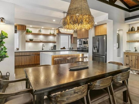 Big White 4 Bedroom Accommodation - Chalet Monashee - #4652