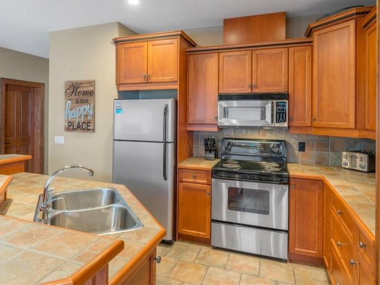 Big White 2 Bedroom Accommodation - Spyglass - #4653