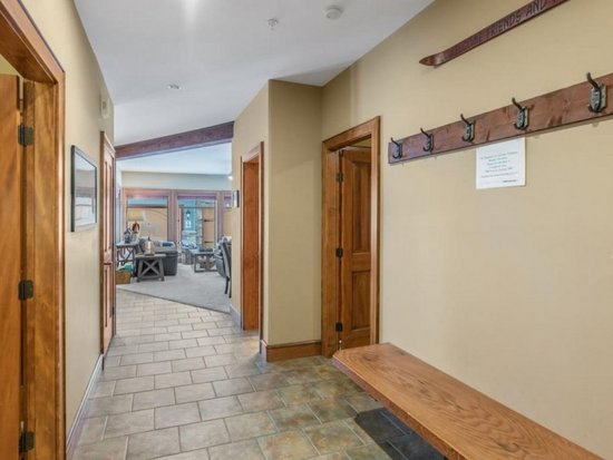 Big White 2 Bedroom Accommodation - Spyglass - #4653