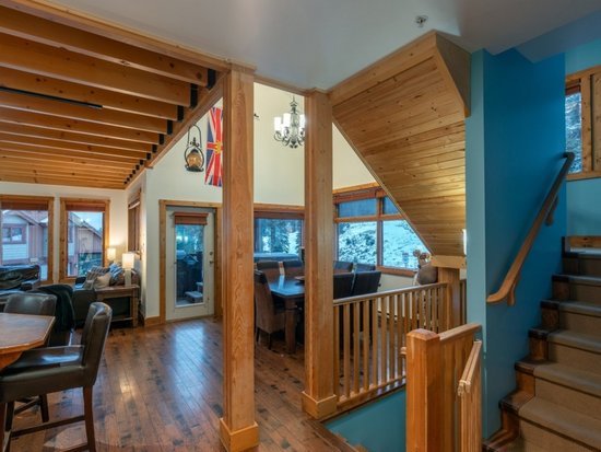 Big White 5 Bedroom Accommodation - Forest Ln Estates - #4655