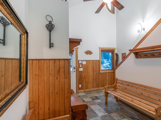 Big White 5 Bedroom Accommodation - Forest Ln Estates - #4655