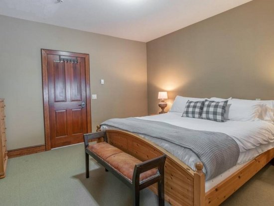 Big White 3 Bedroom Accommodation - Spyglass - #4657