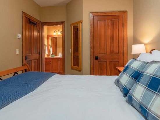 Big White 3 Bedroom Accommodation - Spyglass - #4657