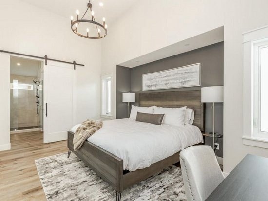 Big White 4 Bedroom Accommodation - The White Pearl - #4658