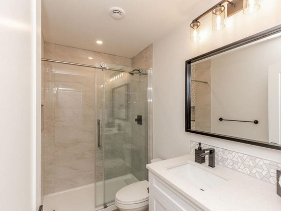 Big White 4 Bedroom Accommodation - The White Pearl - #4658