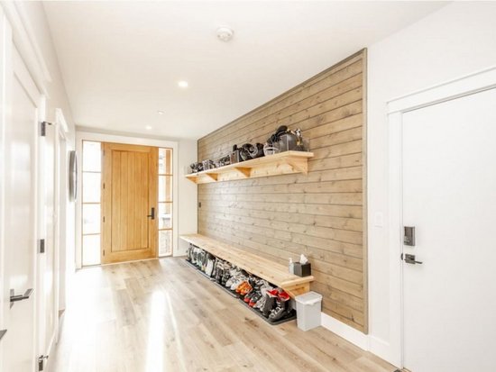 Big White 4 Bedroom Accommodation - The White Pearl - #4658