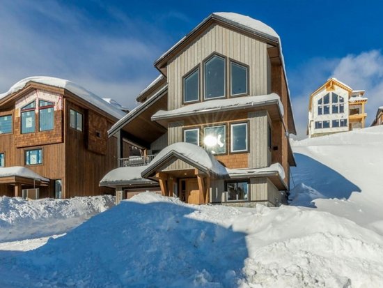 Big White 4 Bedroom Accommodation - The White Pearl - #4658