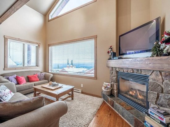 Big White 4 Bedroom Accommodation - Trappers Lodge - #4659