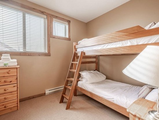 Big White 4 Bedroom Accommodation - Trappers Lodge - #4659