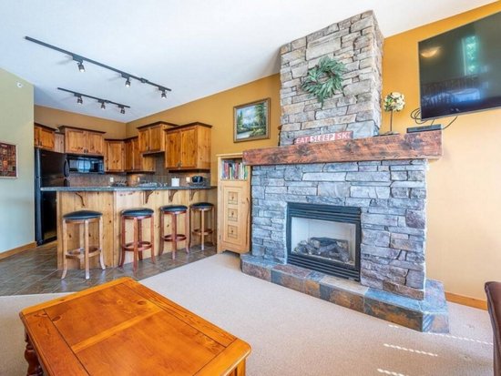 Big White 4 Bedroom Accommodation - Bear's Paw - #4660