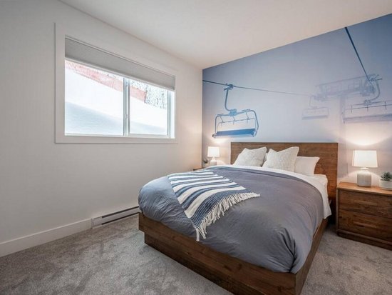 Big White 3 Bedroom Accommodation - Grizzly Ridge Trail - #4661