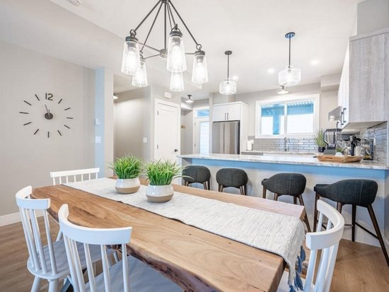 Big White 3 Bedroom Accommodation - Grizzly Ridge Trail - #4661