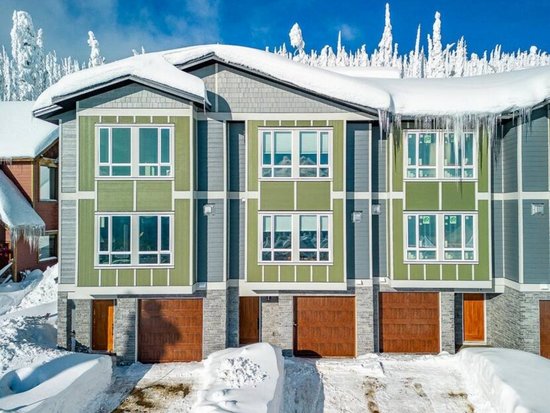 Big White 3 Bedroom Accommodation - Grizzly Ridge Trail - #4661