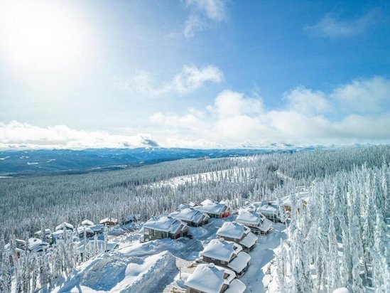 Big White 3 Bedroom Accommodation - Grizzly Ridge Trail - #4661