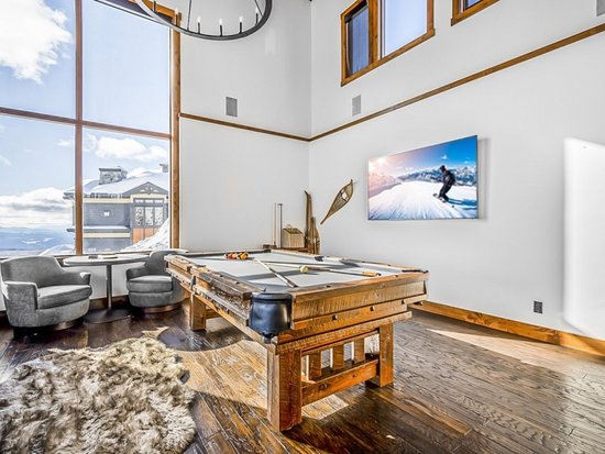 Big White 5 Bedroom Accommodation - Inuksuk Lodge - #4662