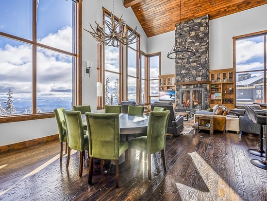 Big White 5 Bedroom Accommodation - Inuksuk Lodge - #4662