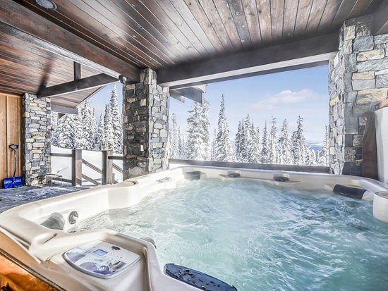 Big White 5 Bedroom Accommodation - Inuksuk Lodge - #4662