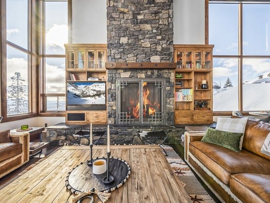 Big White 5 Bedroom Accommodation - Inuksuk Lodge - #4662