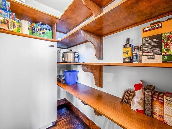 Big White 5 Bedroom Accommodation - Inuksuk Lodge - #4662