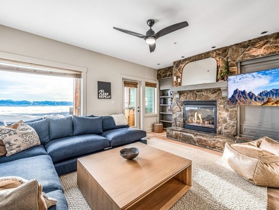 Big White 4 Bedroom Accommodation - Towering Pines - #4663