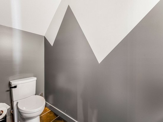 Big White 4 Bedroom Accommodation - Towering Pines - #4663