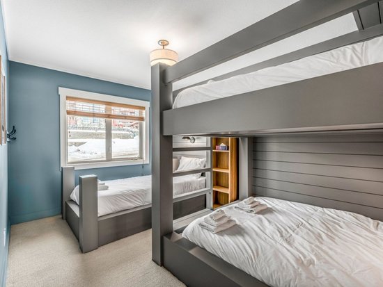 Big White 4 Bedroom Accommodation - Towering Pines - #4663