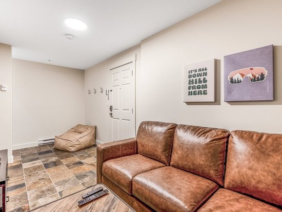 Big White 4 Bedroom Accommodation - Towering Pines - #4663