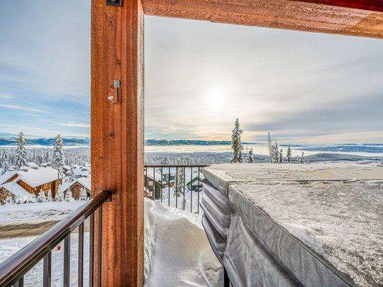Big White 4 Bedroom Accommodation - Towering Pines - #4663