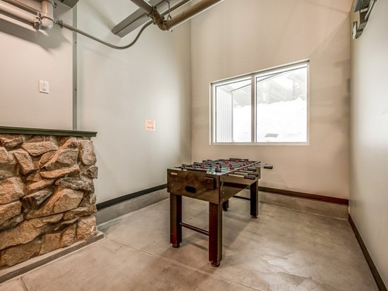 Big White 1 Bedroom Accommodation - Snow Ghost Inn - #4664