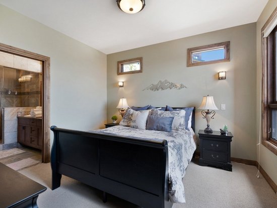 Big White 4 Bedroom Accommodation - Snow Therapy - #4666