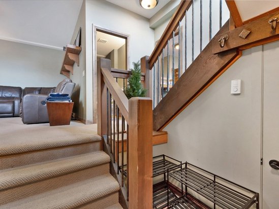 Big White 4 Bedroom Accommodation - Snow Therapy - #4666